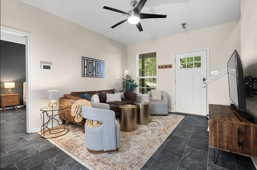 Furnished Finder property 891721_1 photo 3