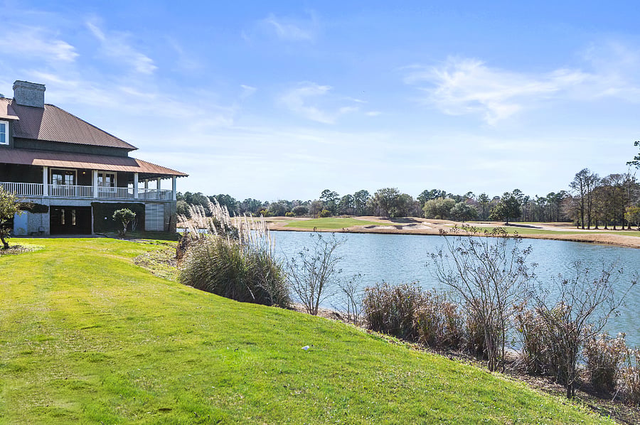 Golf Clubhouse