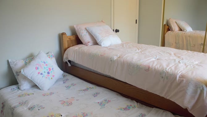 Twin Upstairs Bedroom