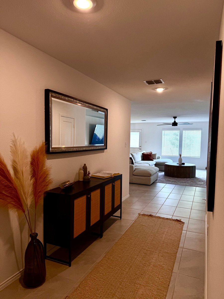 Furnished Finder property 891971_1 photo 4