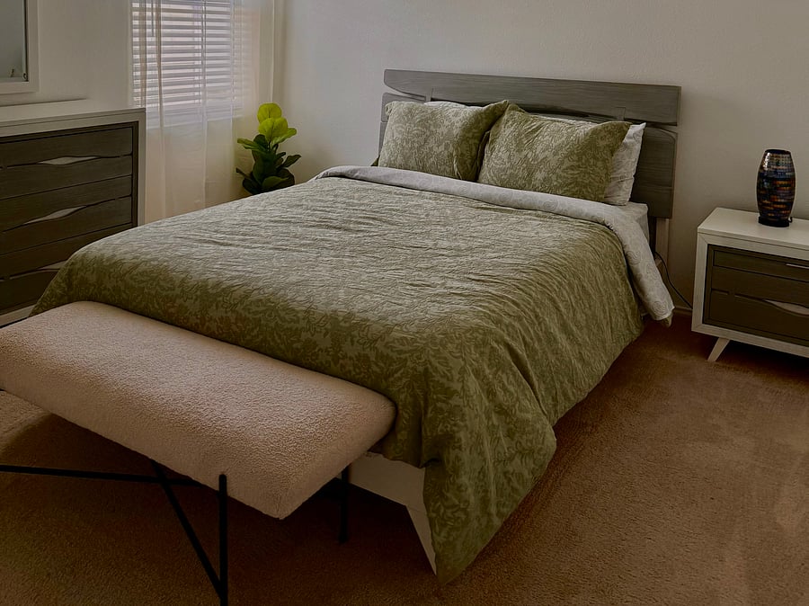 Queen bedroom