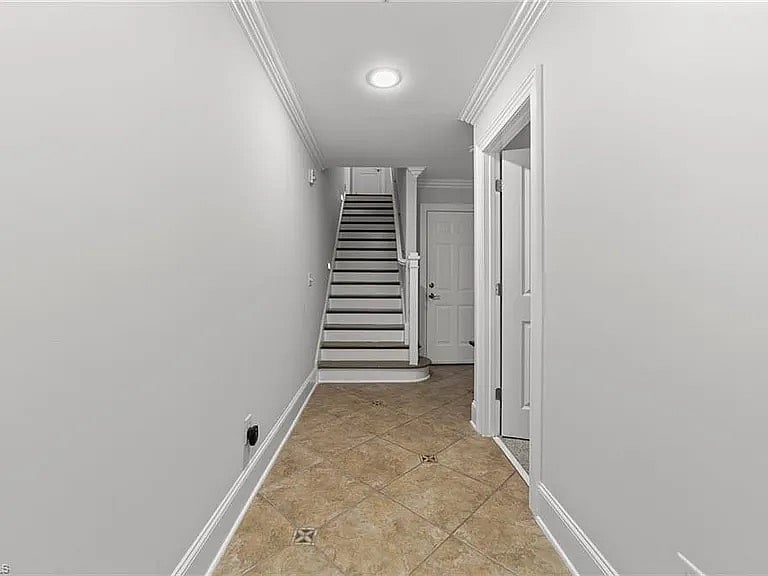 Furnished Finder property 891996_1 photo 21