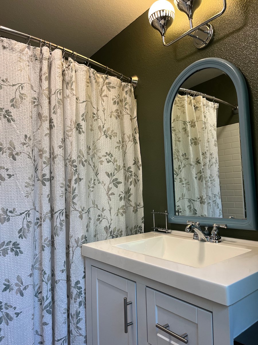 Bathroom Vanity