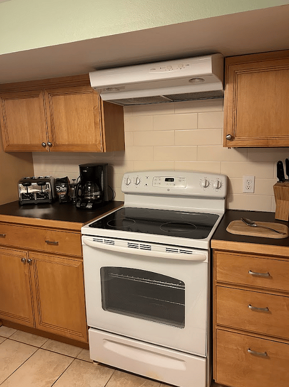 Furnished Finder property 892039_1 photo 18