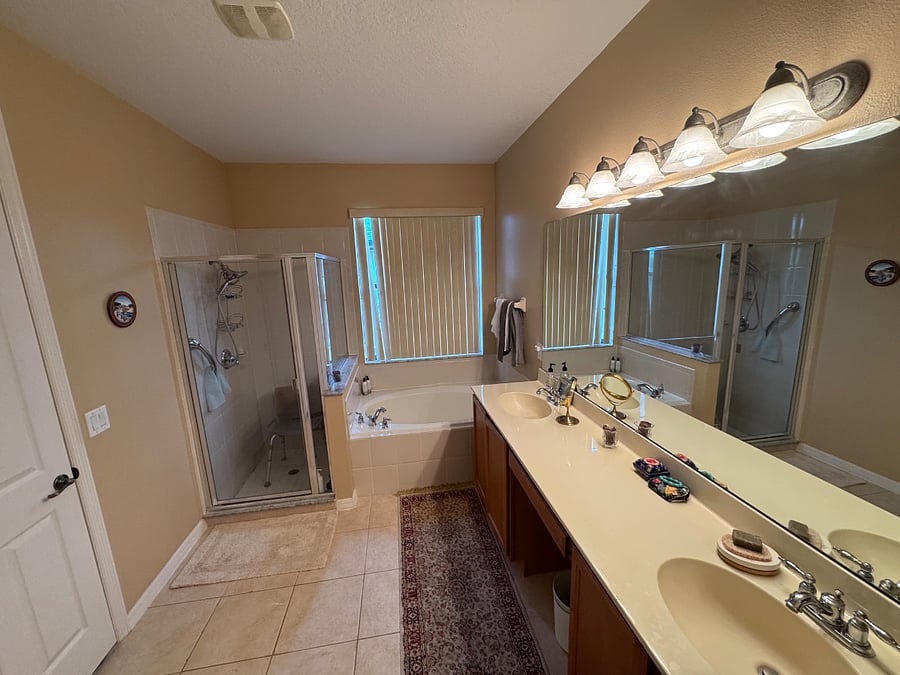 master bathroom pic 1