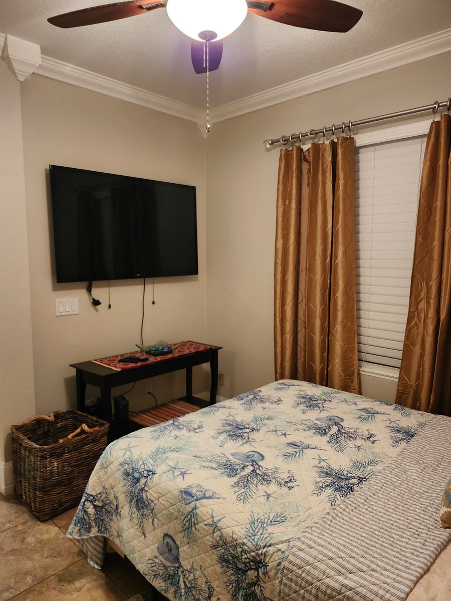 Furnished Finder property 892108_1 photo 11