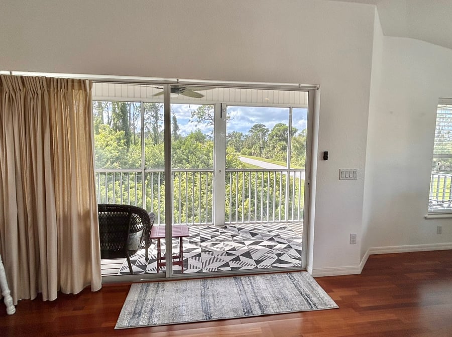 Lanai Entrance View