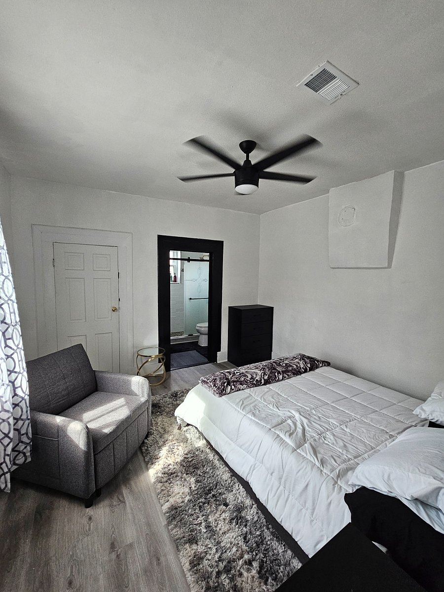Furnished Finder property 892205_1 photo 3