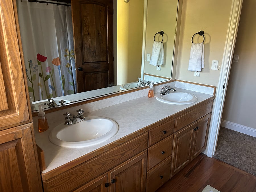 Bathroom 2
