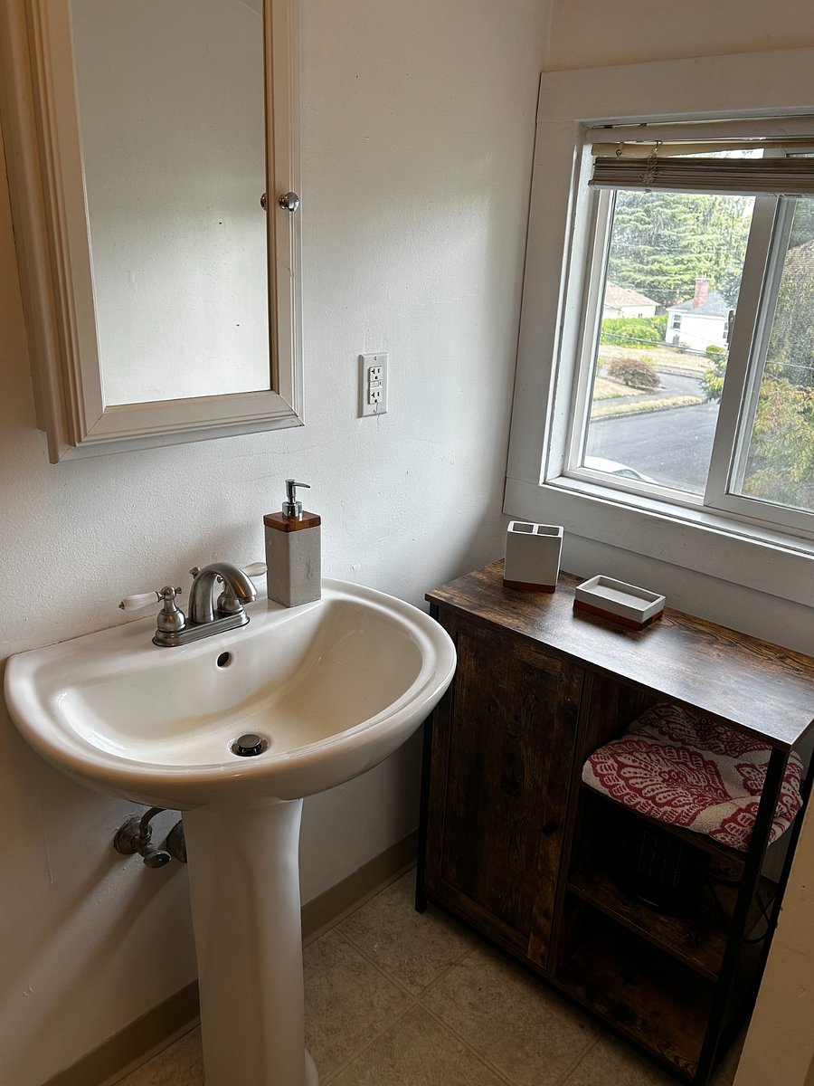 You'll have the upstairs bathroom all to yourself.