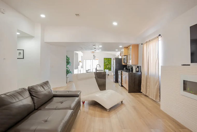Furnished Finder property 892246_1 photo 3