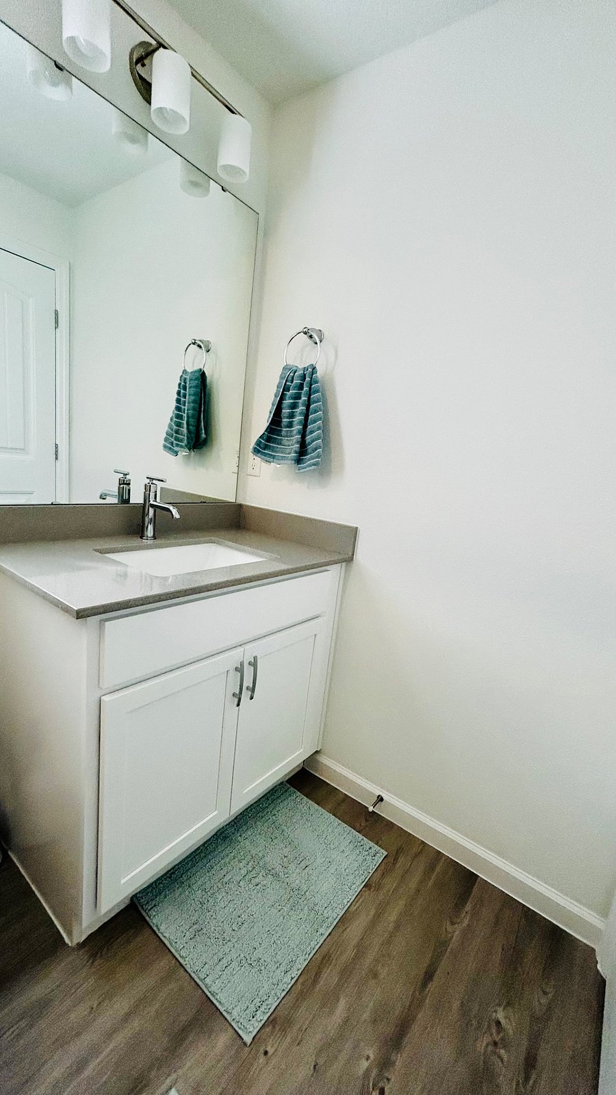Furnished Finder property 892254_1 photo 15
