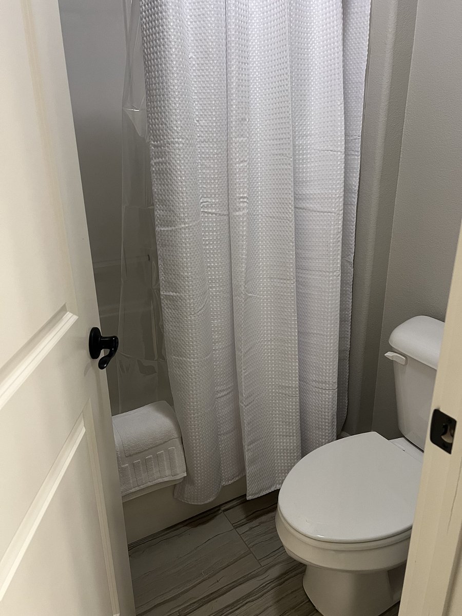 Furnished Finder property 892260_1 photo 15