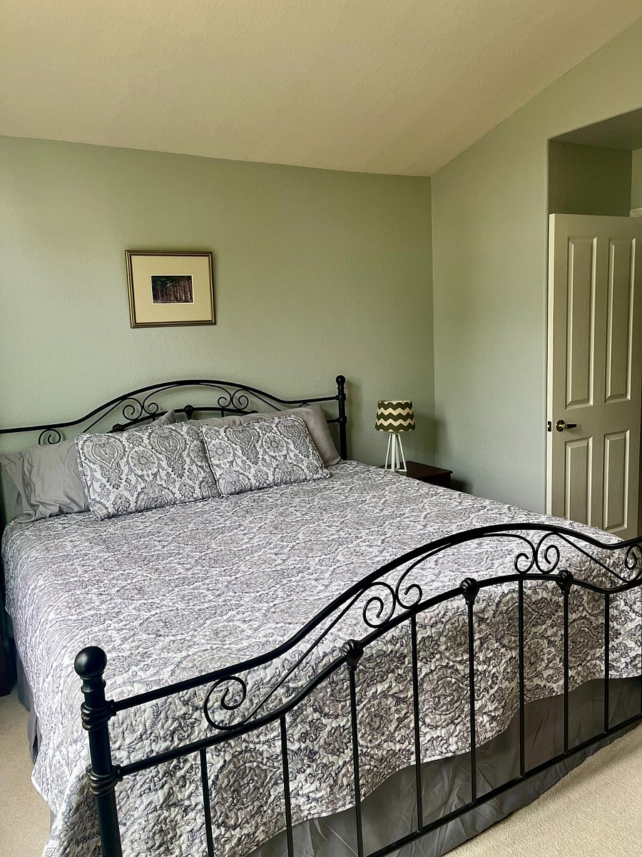 Furnished Finder property 892268_1 photo 3