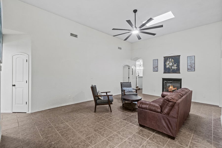 Furnished Finder property 892269_1 photo 29