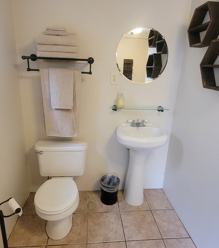 Full bathroom