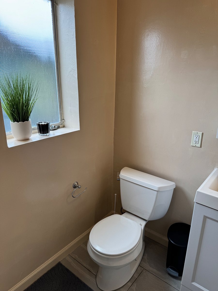 Furnished Finder property 892308_1 photo 8