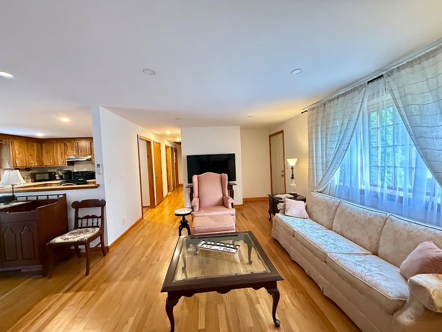 Furnished Finder property 892338_1 photo 3