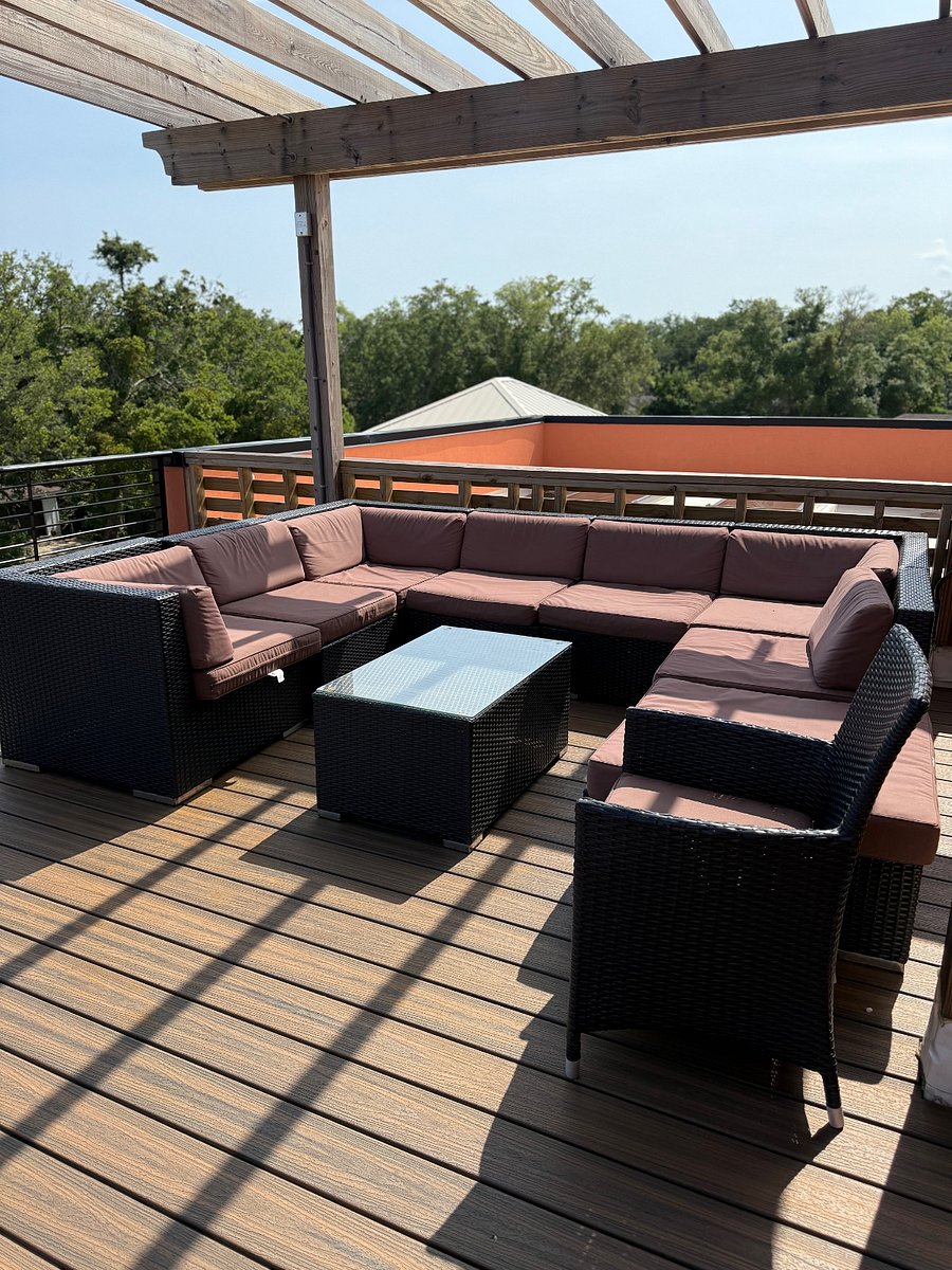 Rooftop Deck