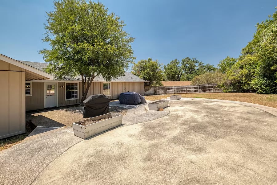 Furnished Finder property 892368_1 photo 22