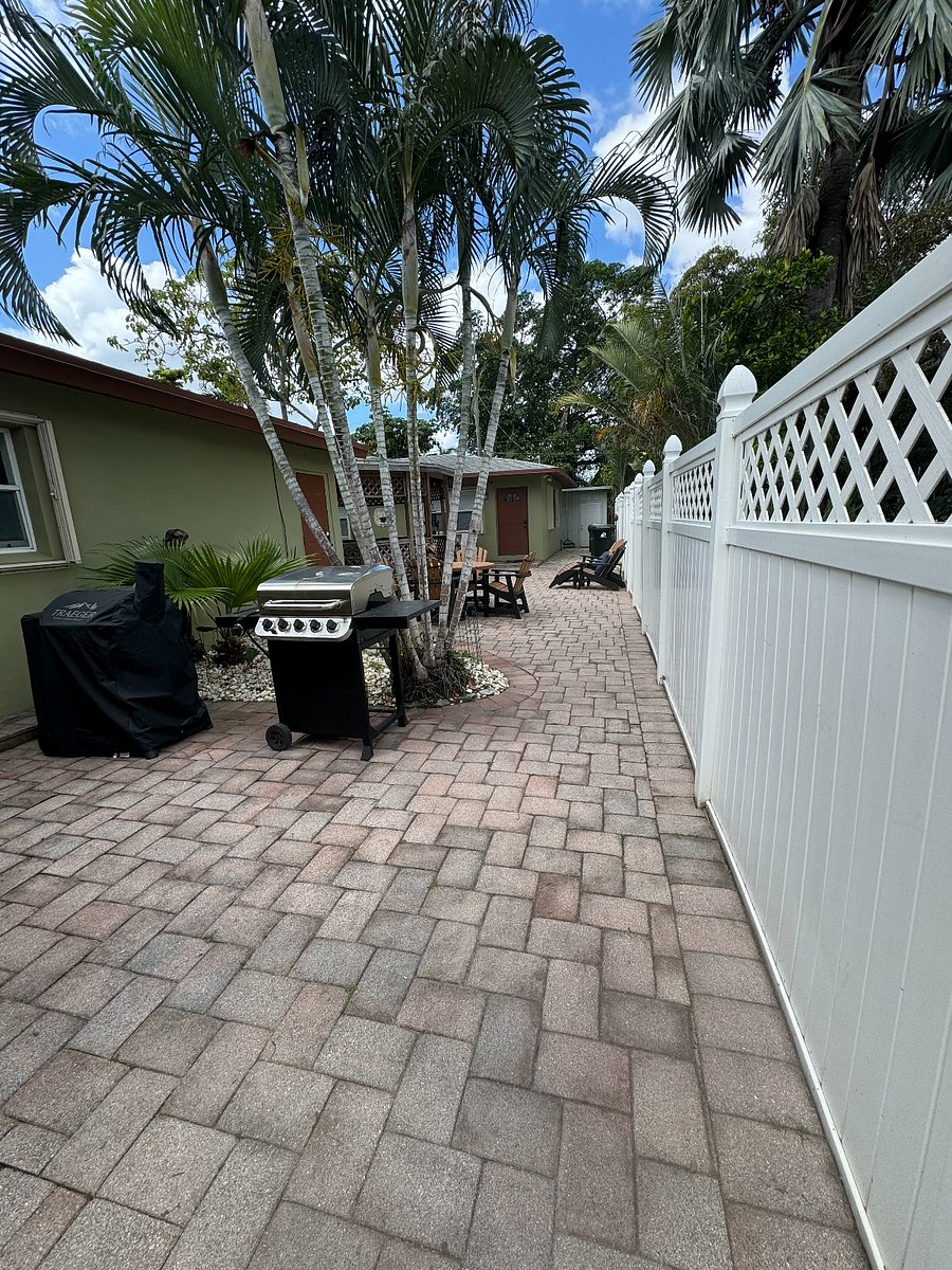 Furnished Finder property 892376_1 photo 3