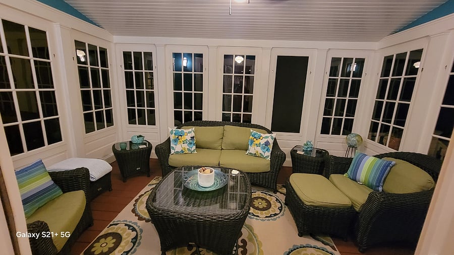 3 Seasonal Screened in Porch