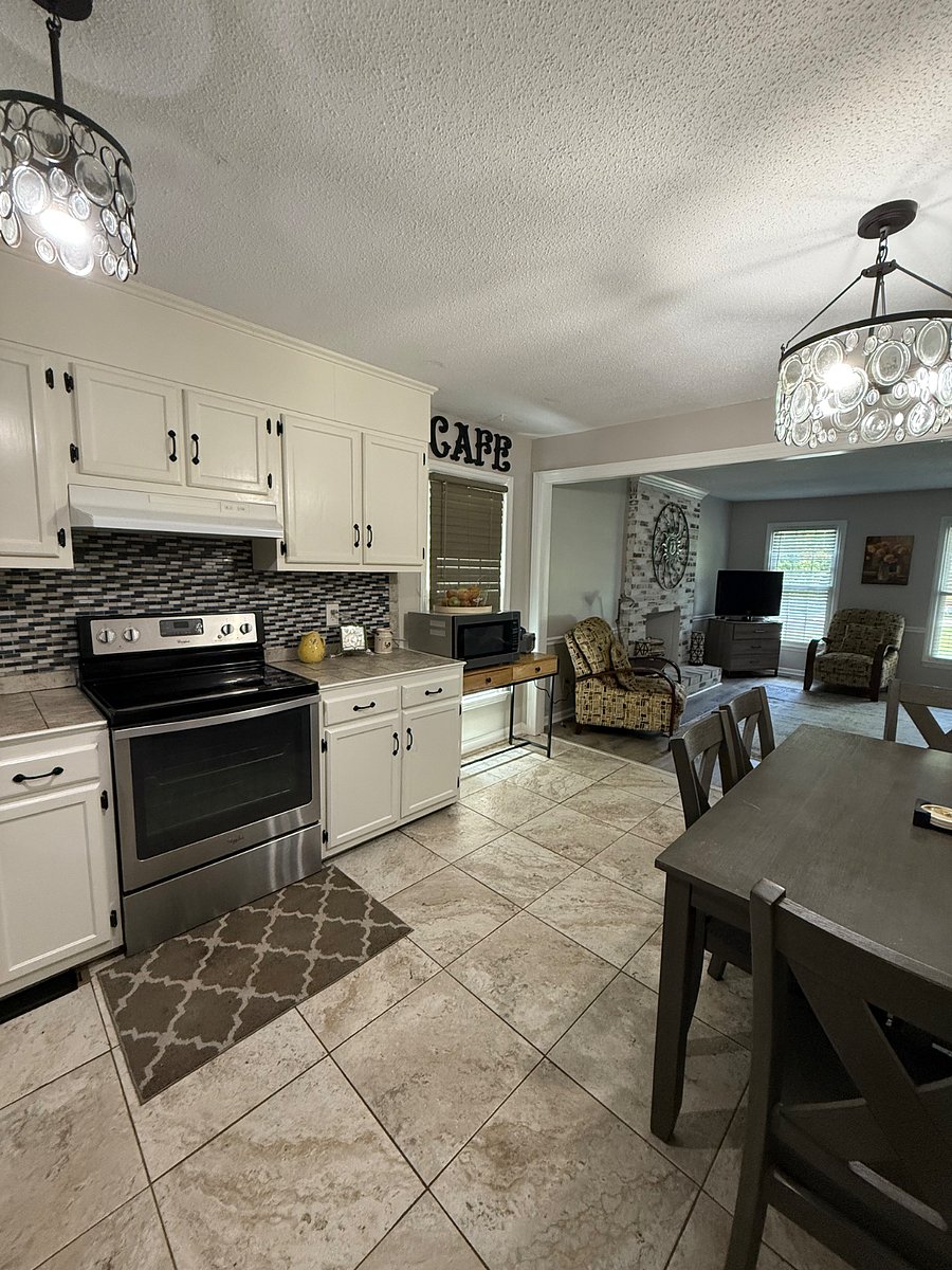 Furnished Finder property 892396_1 photo 4