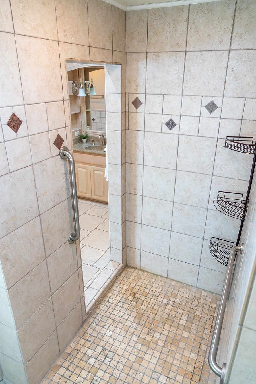 Furnished Finder property 892418_4 photo 12