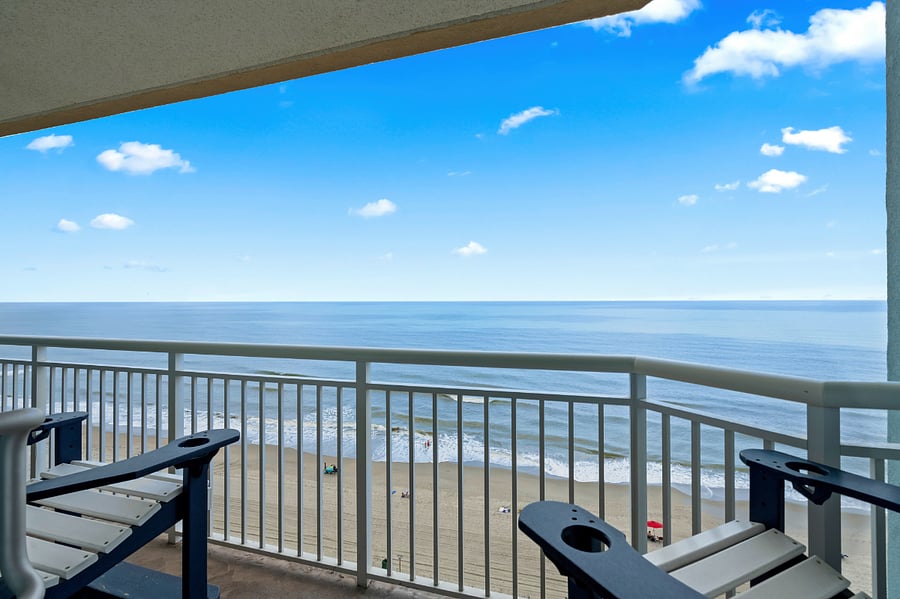 Balcony with seating