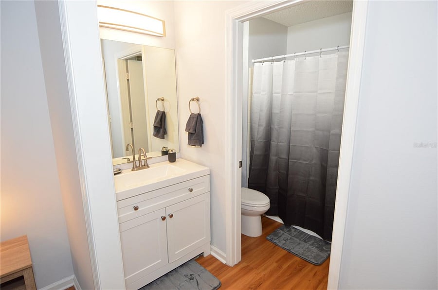 Furnished Finder property 892437_1 photo 36