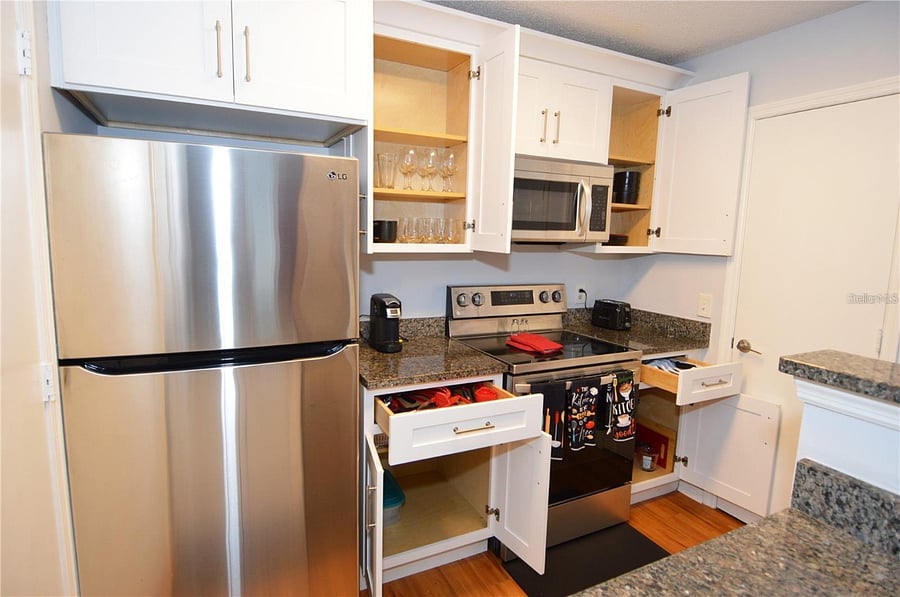 Furnished Finder property 892437_1 photo 14
