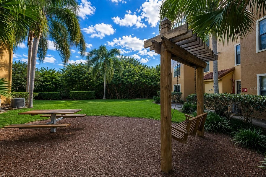 Furnished Finder property 892437_1 photo 54