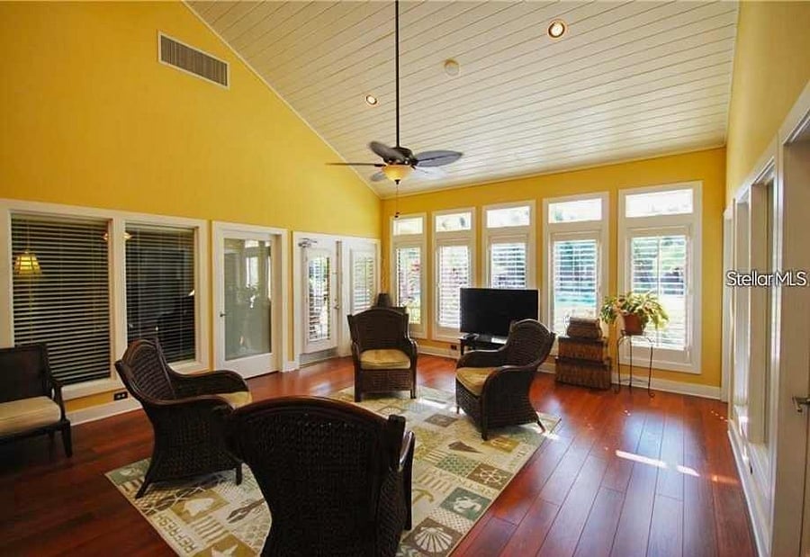 Furnished Finder property 892437_1 photo 61