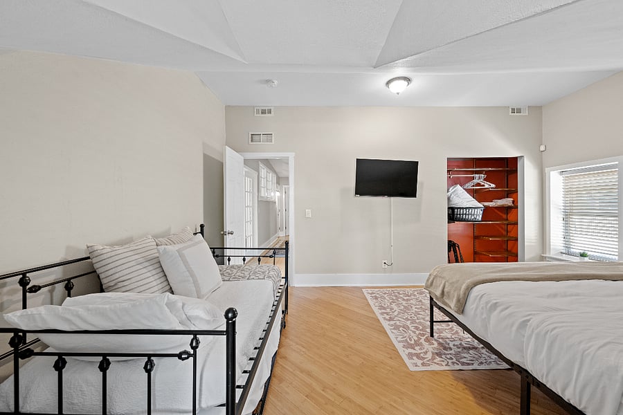 Furnished Finder property 892508_2 photo 21
