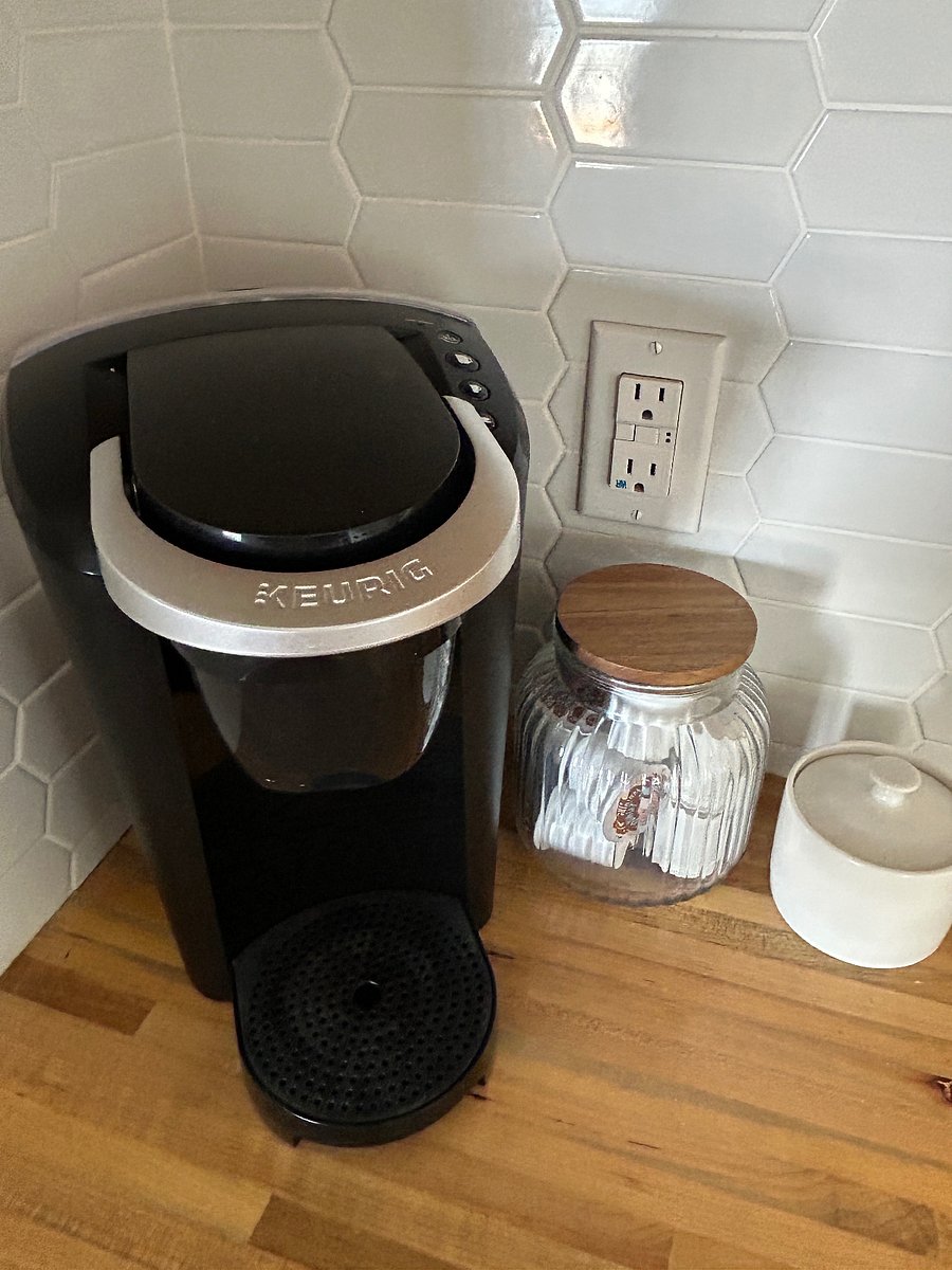 Must have coffee - Keurig coffee maker (pods) as well as toaster, indoor grill, blender and crock pot are stocked in kitchen.