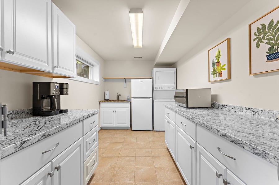 Furnished Finder property 892523_1 photo 12