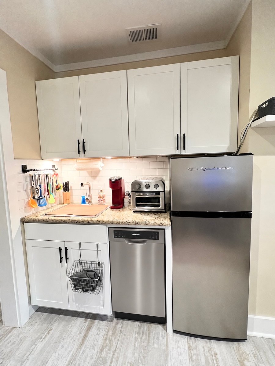 Furnished Finder property 892535_2 photo 6