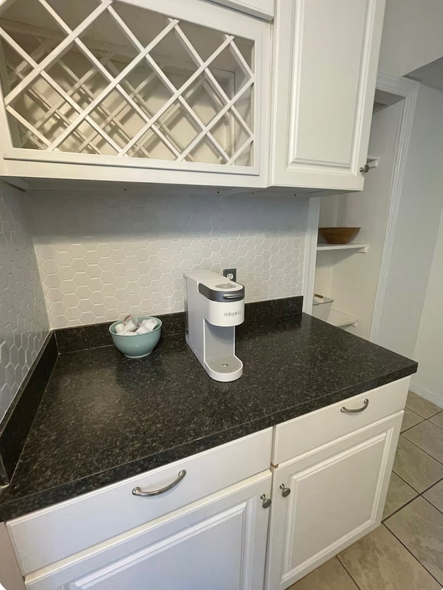 Furnished Finder property 892553_1 photo 9