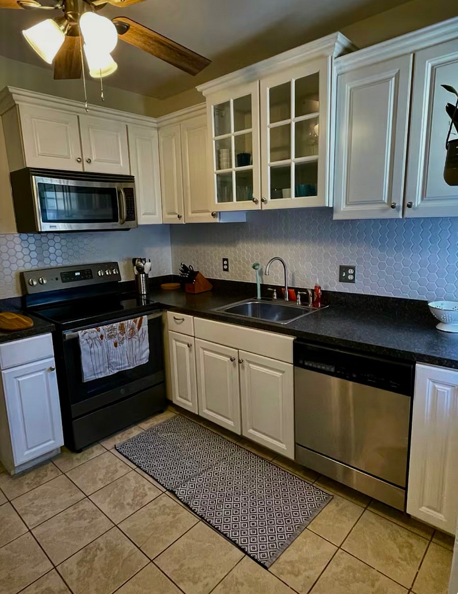 Furnished Finder property 892553_1 photo 8