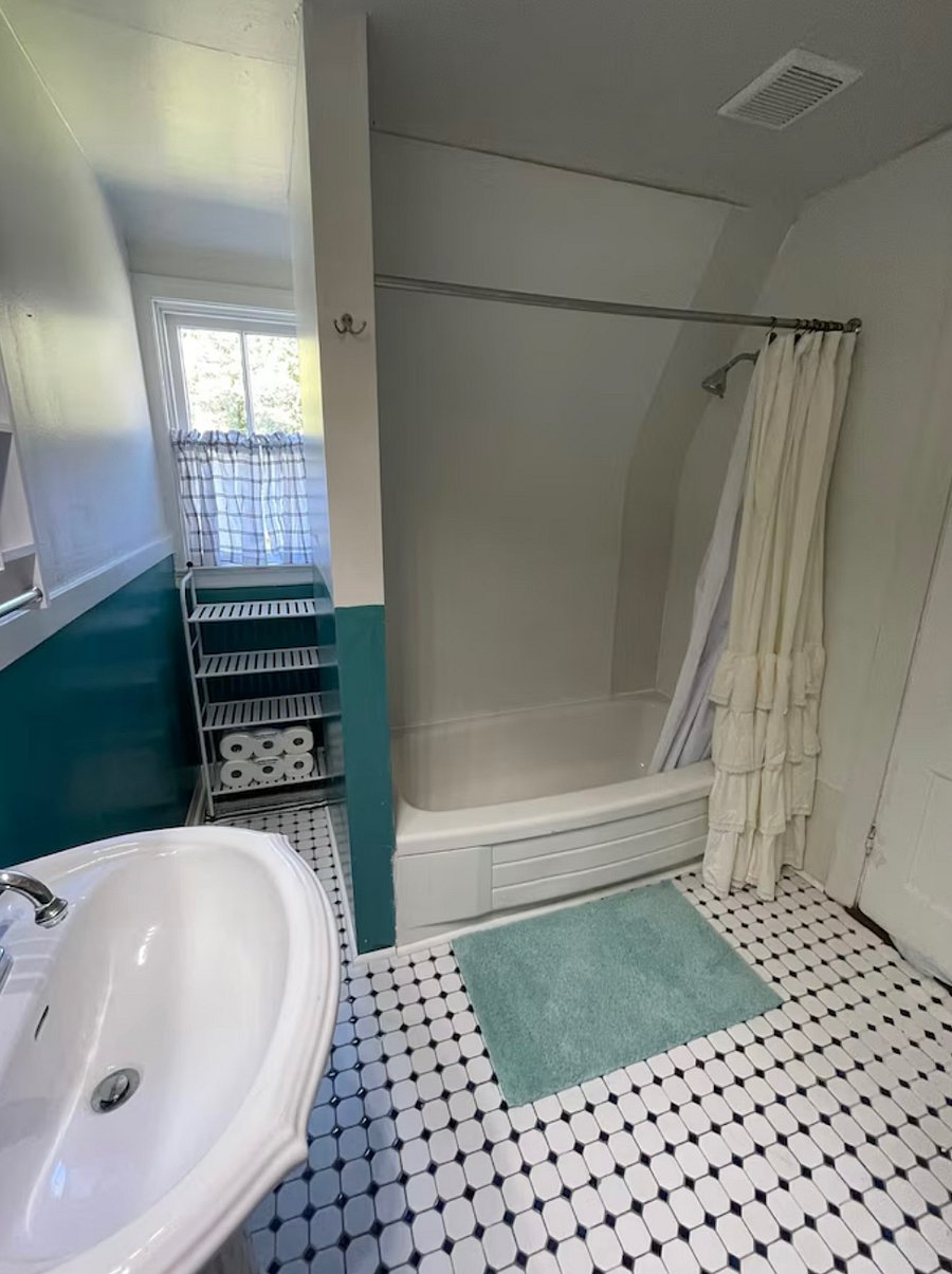 Furnished Finder property 892553_1 photo 16