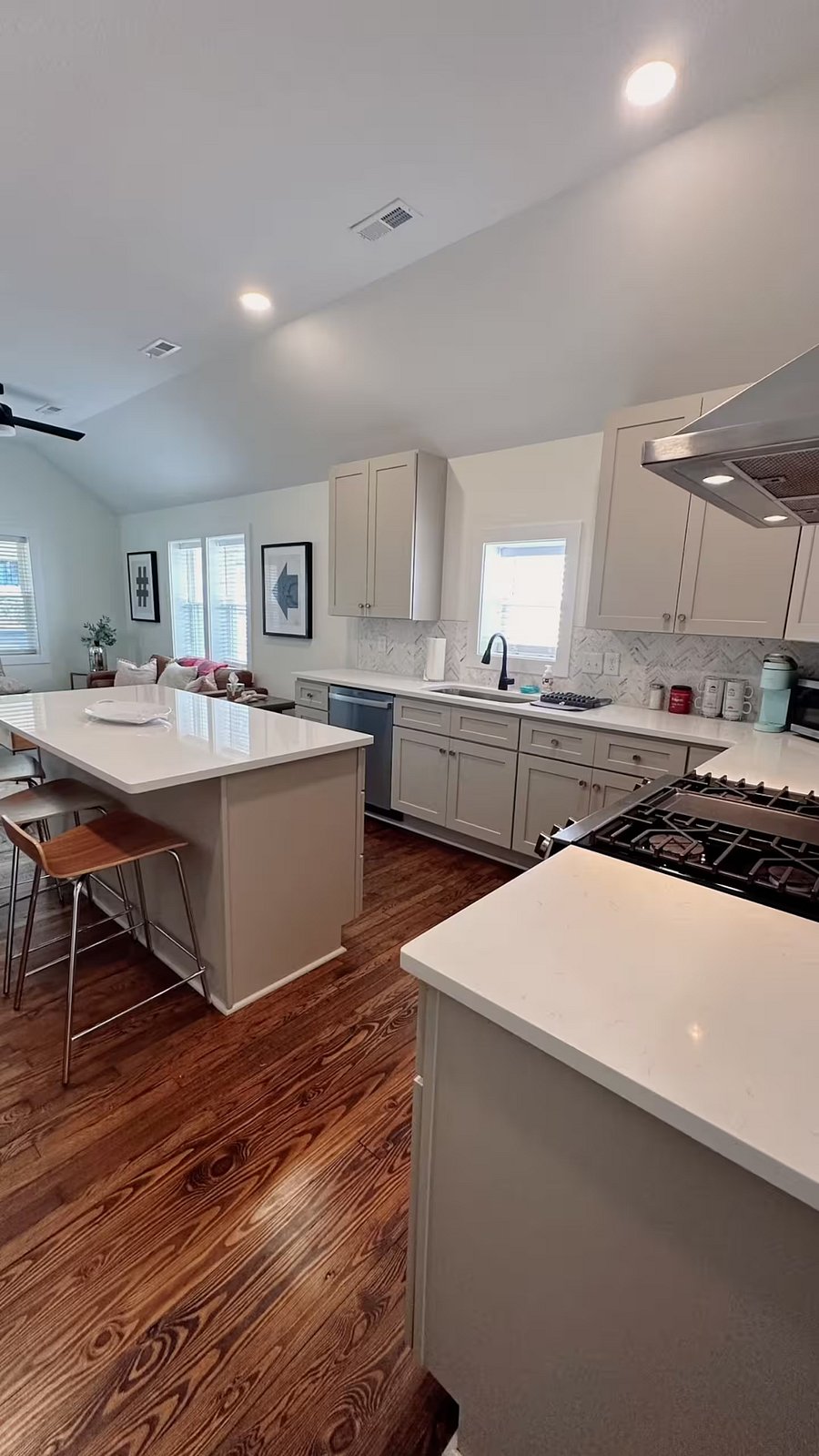 Furnished Finder property 892589_1 photo 4
