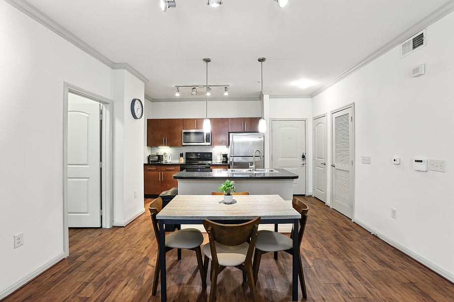 Furnished Finder property 892600_1 photo 14