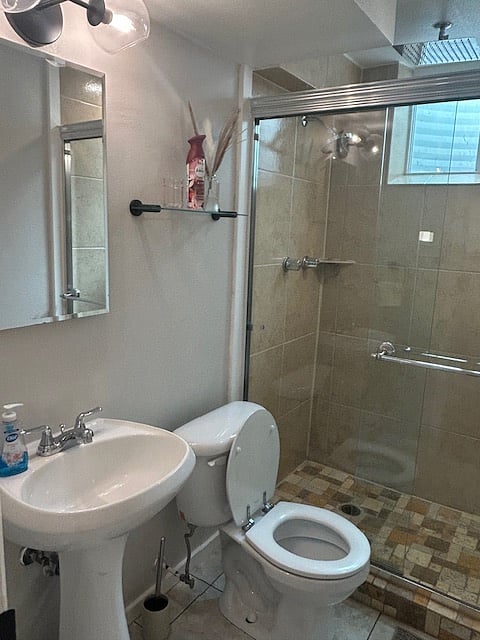 Furnished Finder property 892679_1 photo 11