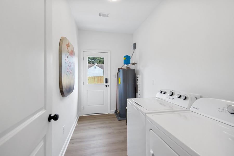 Furnished Finder property 892694_1 photo 14