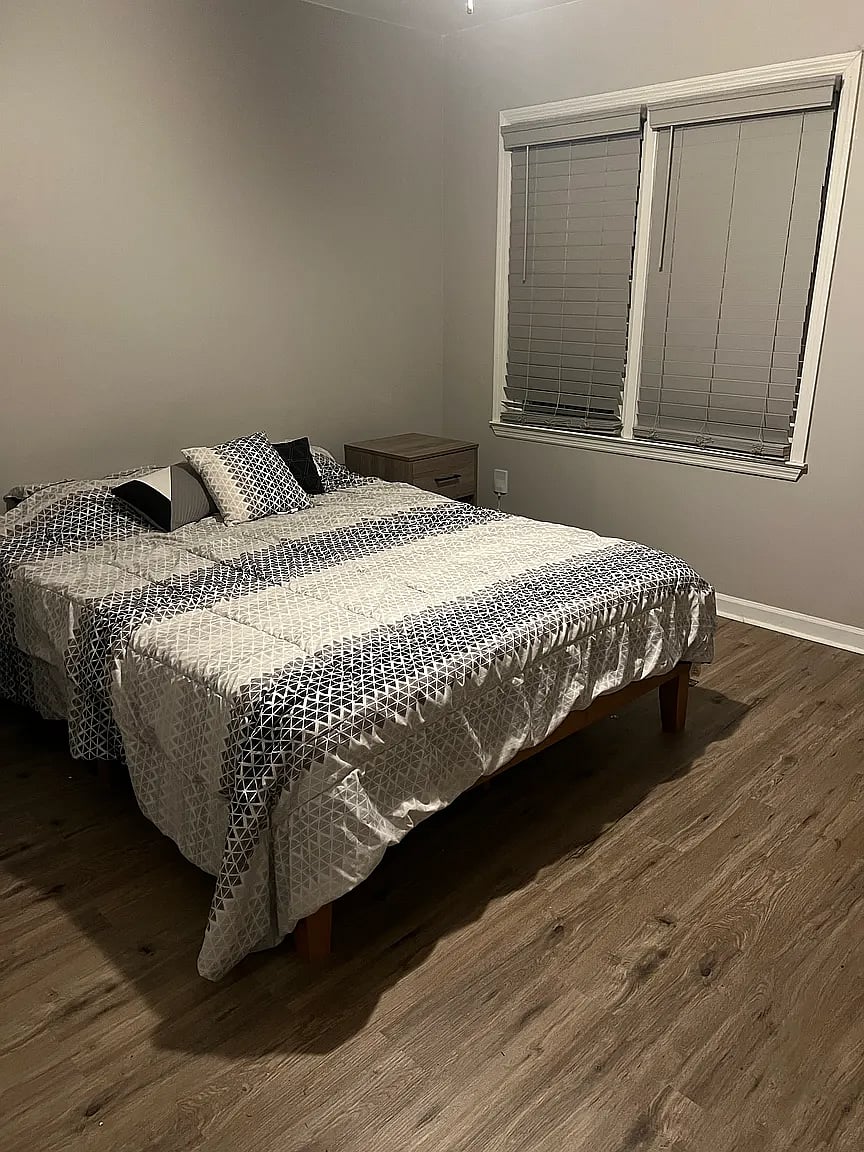 Furnished Finder property 892695_1 photo 9