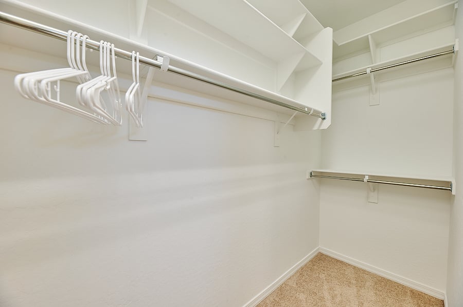 Room 5 - Walk In Closet