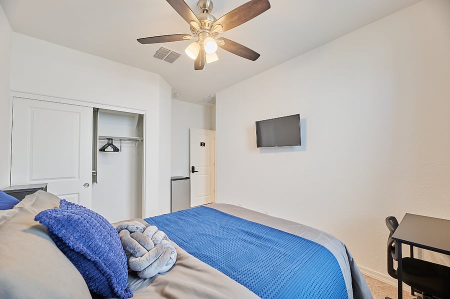 Room 3 - $925