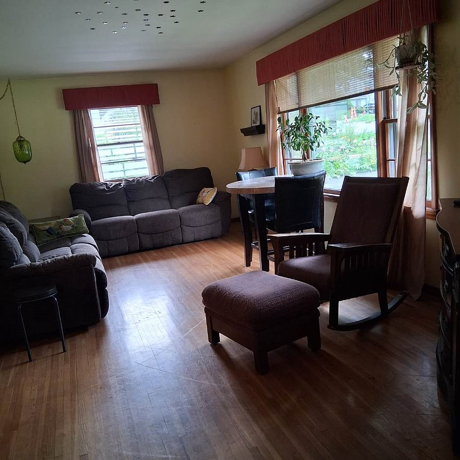 Upstairs living room