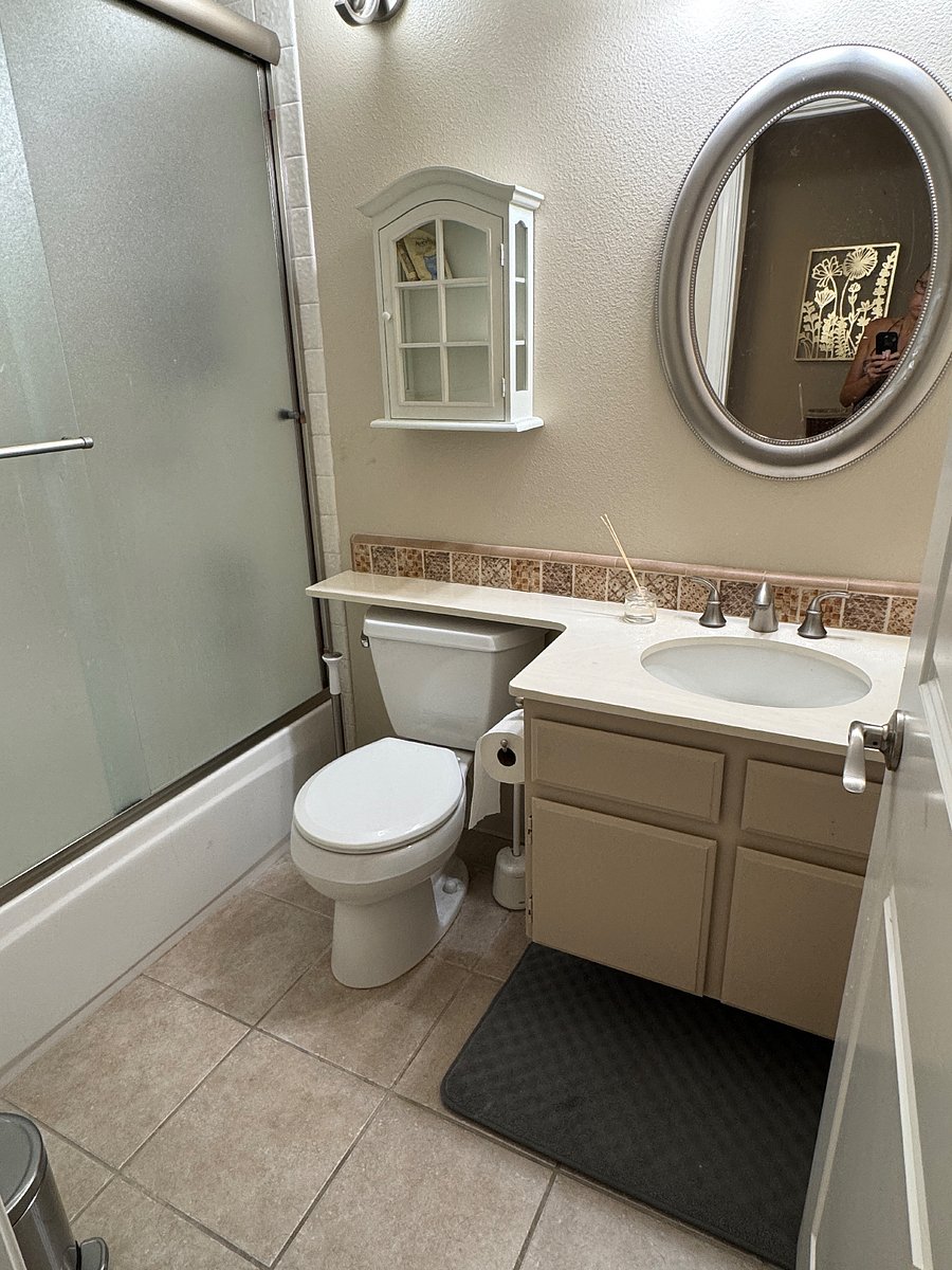 Upstairs bathroom next to the bedroom for rent and the laundry room is in hall so easy laundry room on 2nd level next to bedroom and bathroom