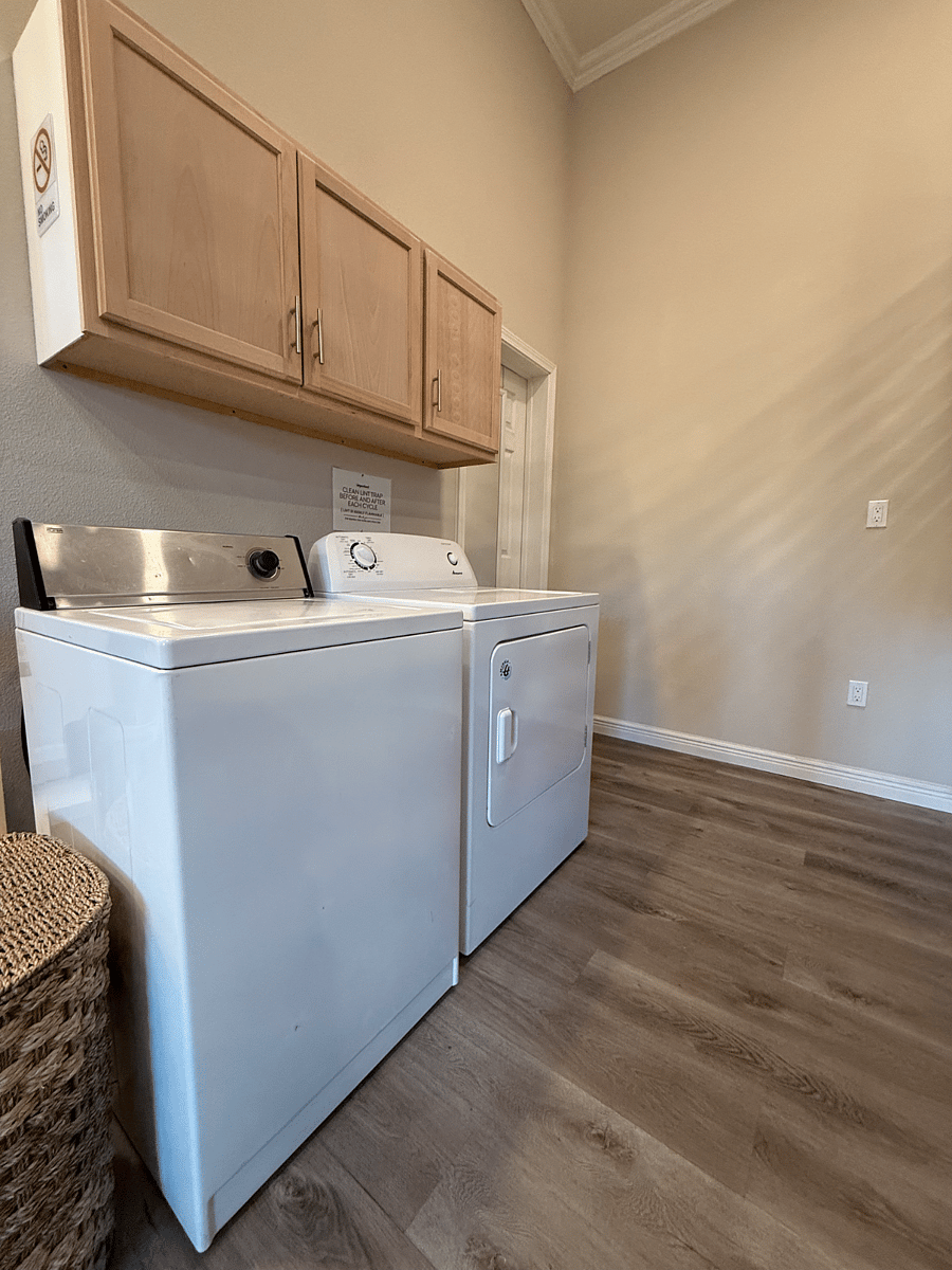 Furnished Finder property 892770_1 photo 8
